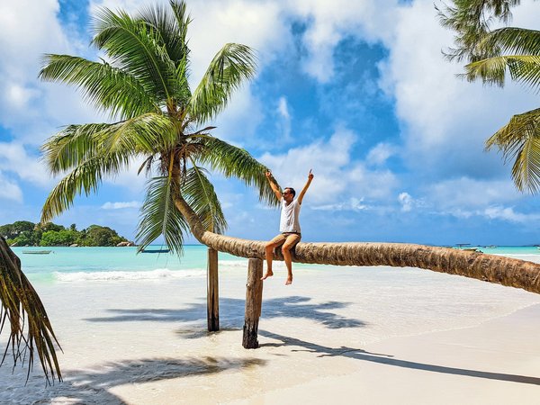 What are the top outdoor activities for kids in the Brecon Beacons?